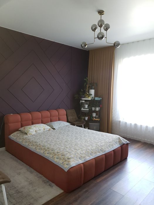 Кровать двухспальняя 180/200