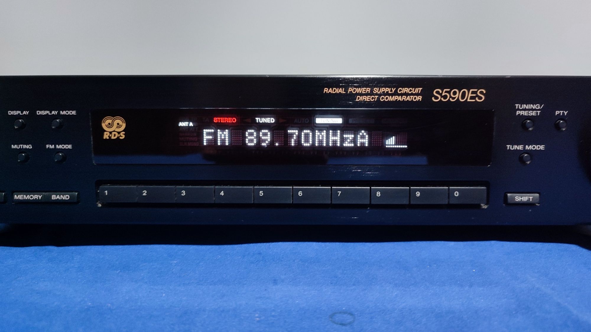 SONY ST-S590ES FM Stereo FM/AM Tuner.