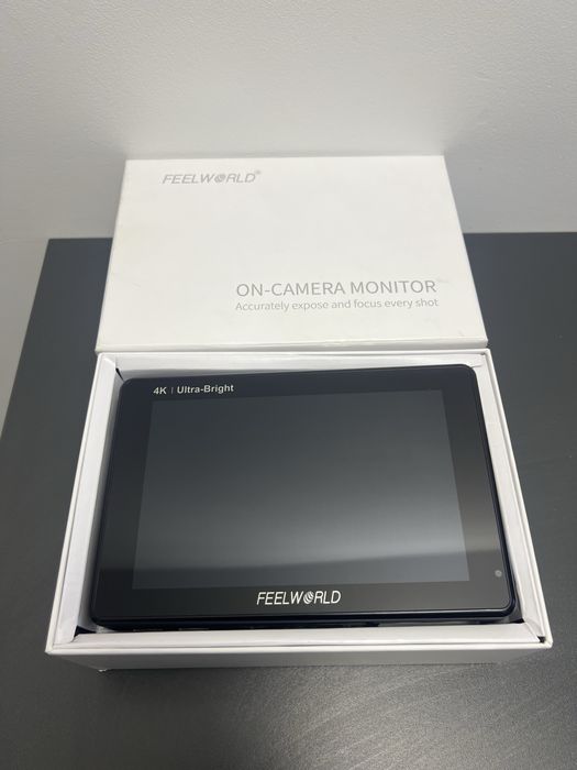 Monitor FeelWorld 7inch 4k +accesorii/battery