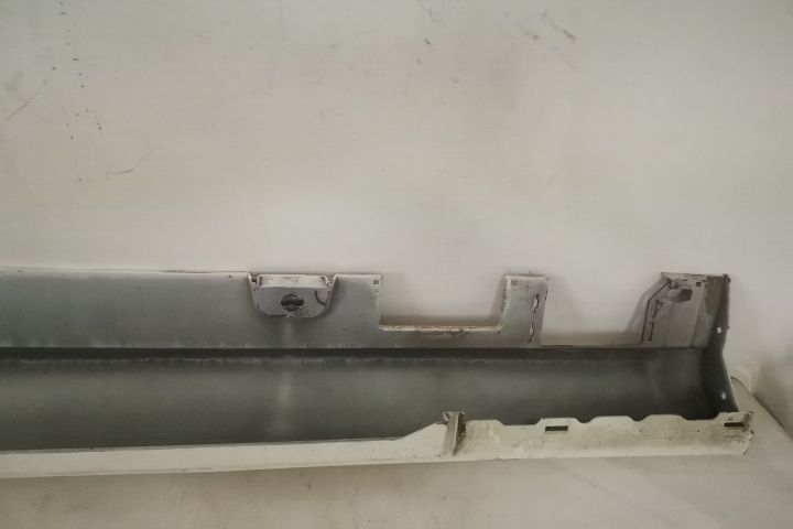 Prag Dreapta Original In Stare Buna Mercedes-Benz  E-Class  W213 [2016