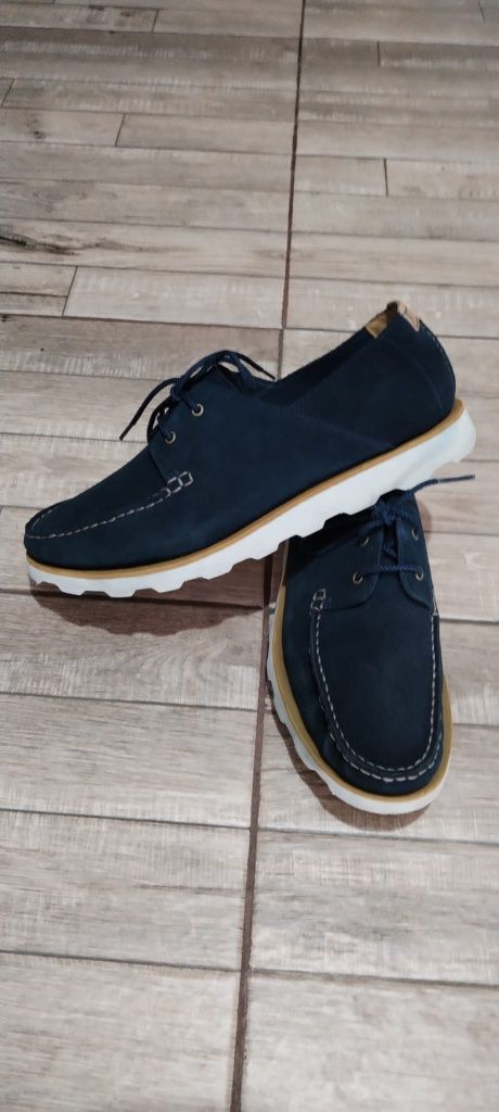 Pantofi Clarks Nr 43