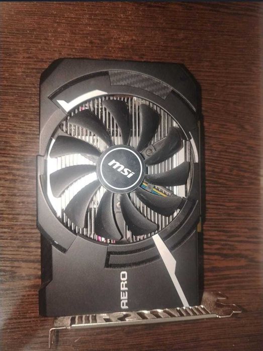 Продам видеокарту msi rx 550 4gb gddr5