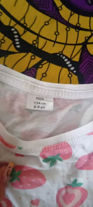 Vând tricou copii nu trimit în tara dar predare personala