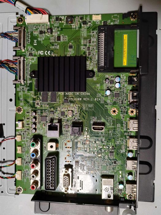 50" TOSHIBA 50L7335D Smart TV -  на части