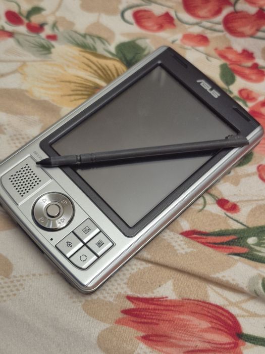 Gps Pad Asus +suport si husa