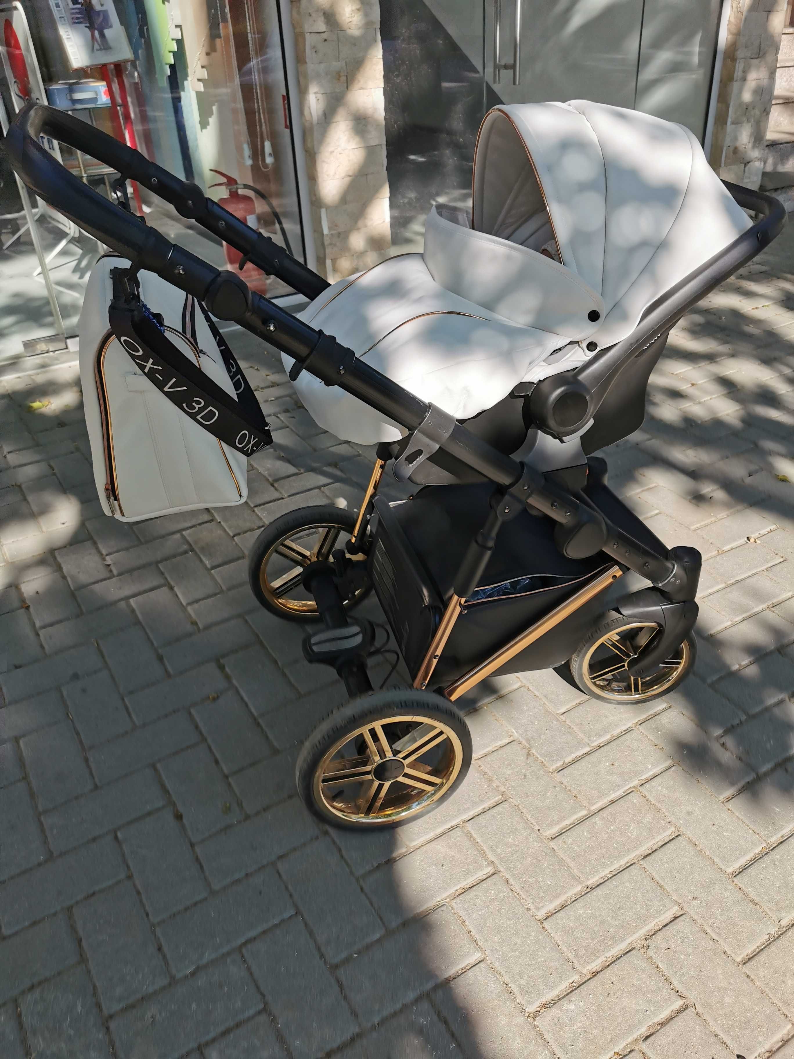 Комбинирана детска количка 3 в 1 модерна ! Ползвана кратко