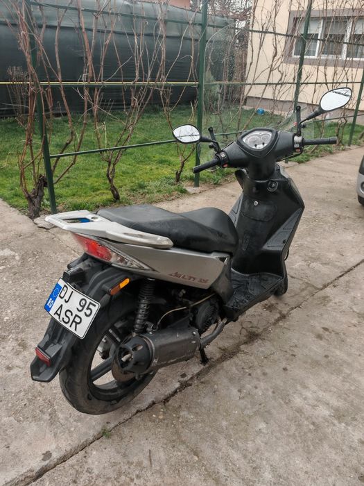 De vânzare scuter Kymco Agility 125