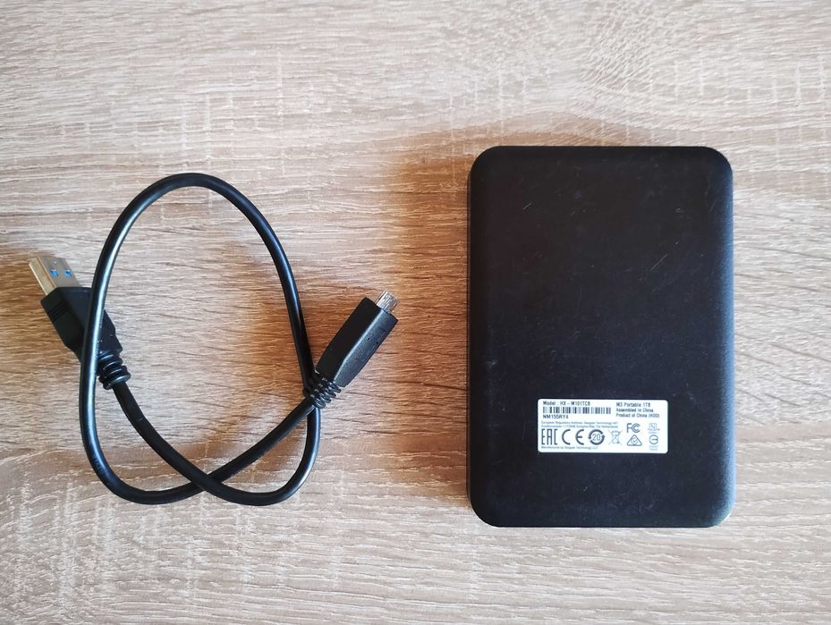 HDD Maxtor 1TB на 8 дена работа преносим диск