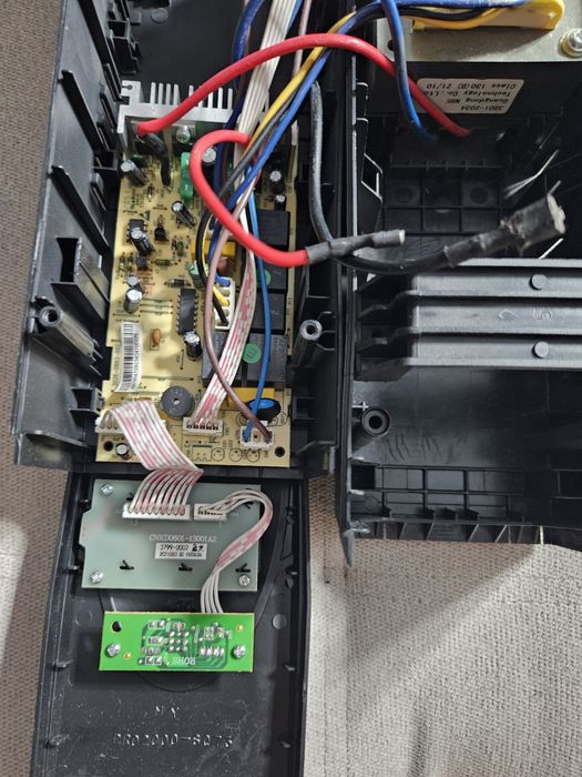 Ups Larice Micro 650