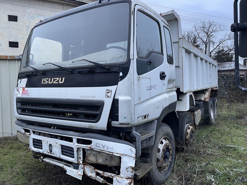 Dezmembrez Camion Isuzu 8x4