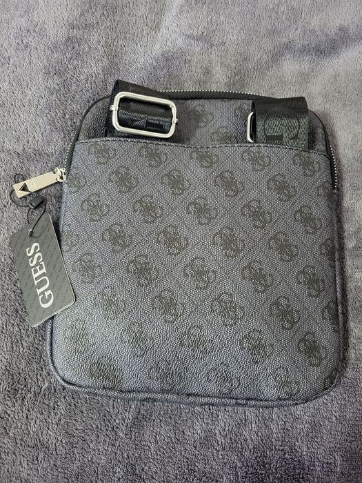 Guess мъжка чанта