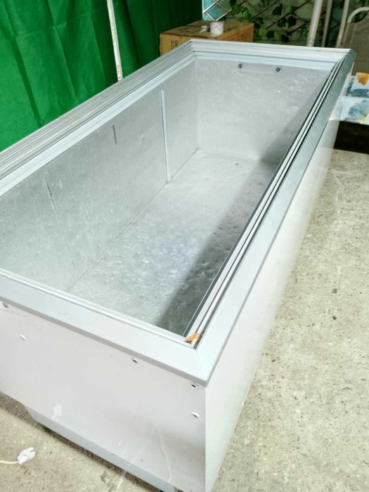 Vand mobila,lazi frigorifice