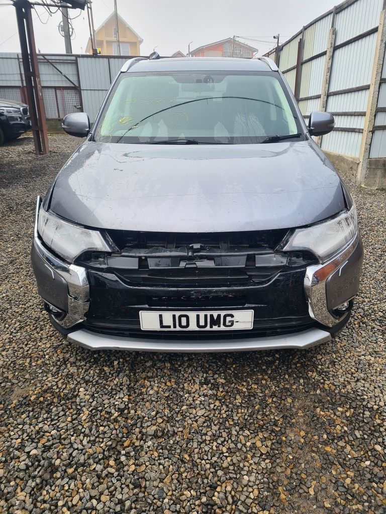 Capota Mitsubishi Outlander III Facelift 2015 - 2018 SUV 4 Usi ARGINTIU (810)