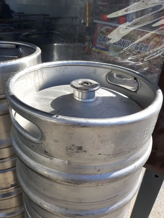 Butoaie bere de inox de 30 litrii și de 50 litrii  preț 320 lei.