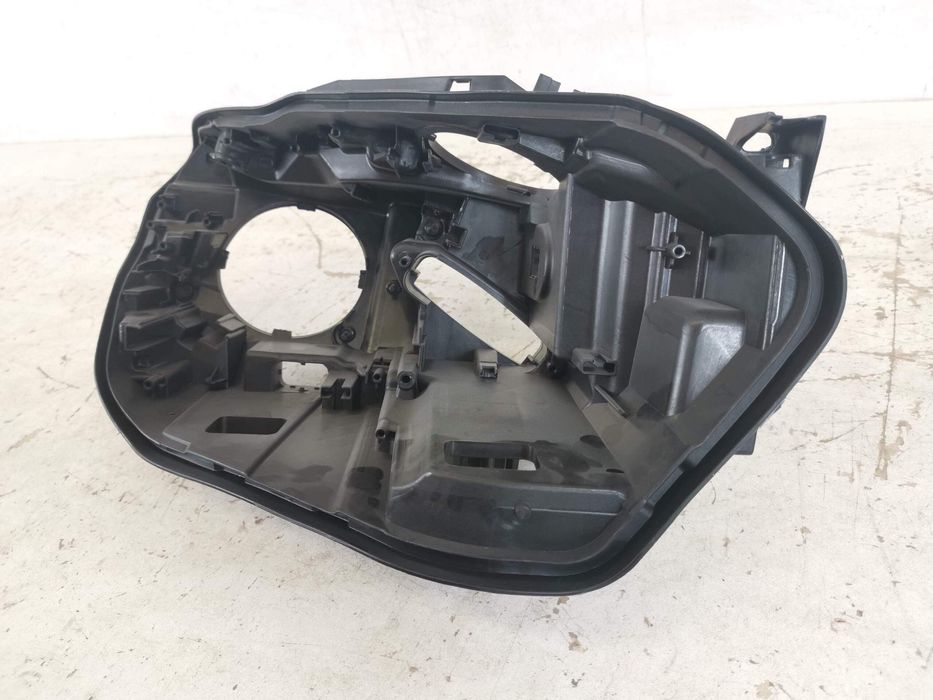 Десен фар корпус Xenon БМВ Серия 1 Ф20/Ф21 / BMW Seria 1 F20/F21 [ - ]