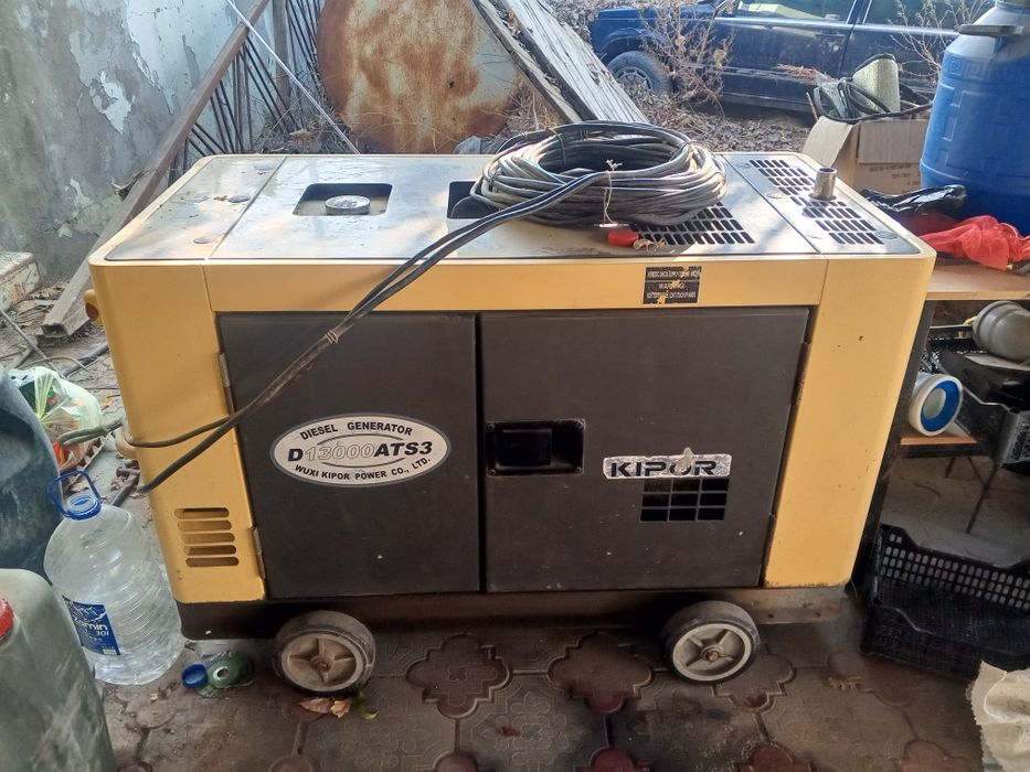 Гениратор  сотилади дизиллик