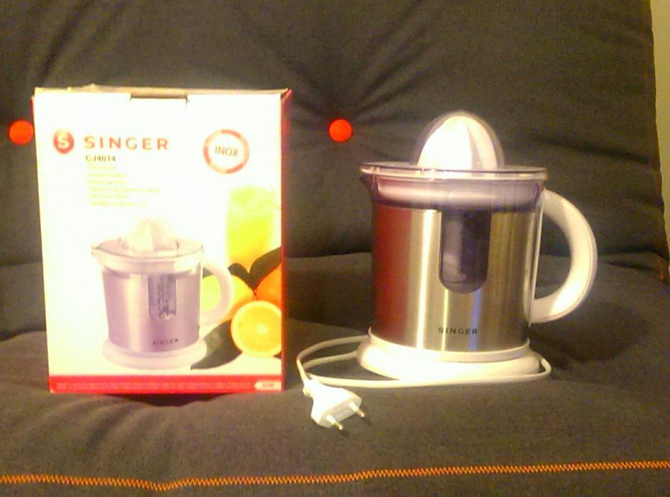 Storcător Singer CJ 4014 folosit rar