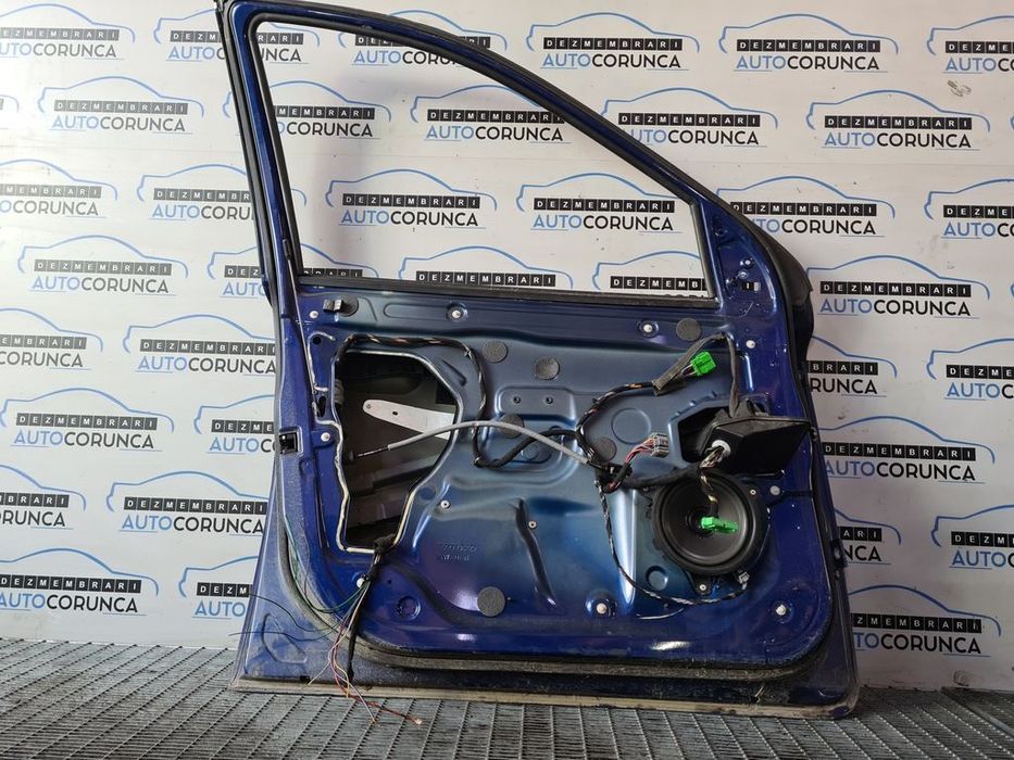 Usa Stanga Fata Volvo XC90 2002 - 2006 SUV 4 Usi ALBASTRU (827) FĂRĂ GEAM ZGÂRIATA