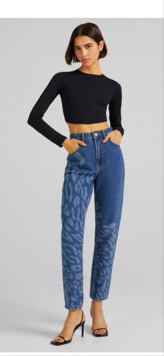 Нови дънки bershka mom с висока талия, уникални леопард     с