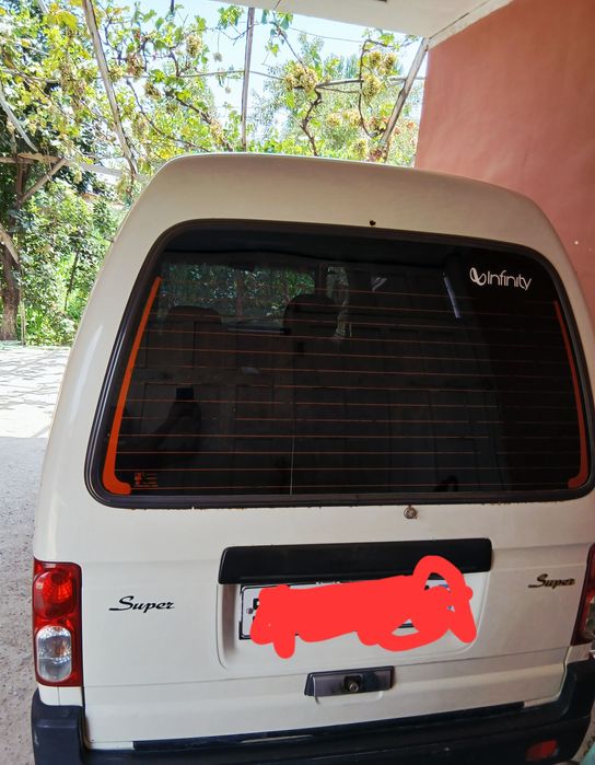 Moshina sotildi sirochni