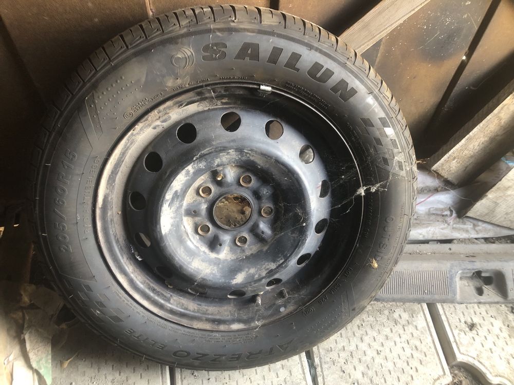 Шины летние 205/60R15