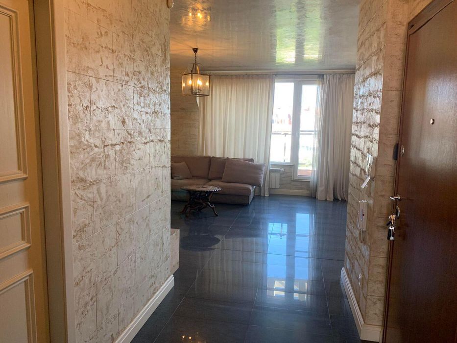 Дава се под наем Многостаен апартамент в София, Стрелбище - 250 кв.м за 2400 € - Снимка #9