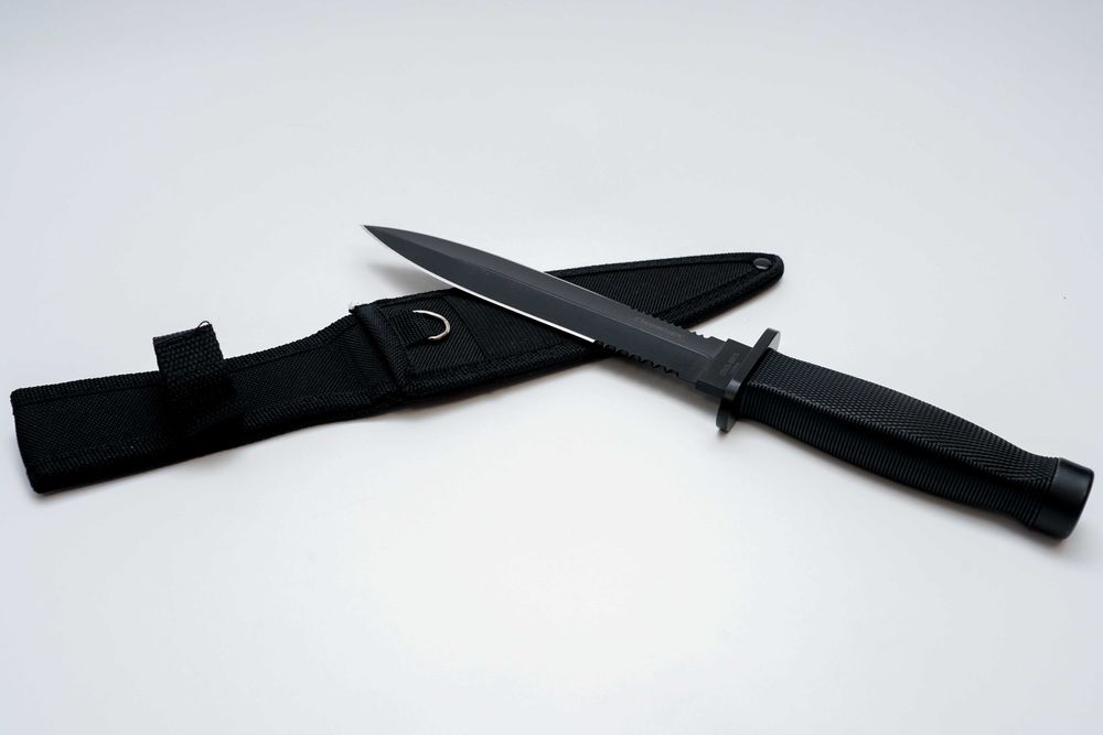 Tактически нож Охотник + текстилен калъф, ножове за гората