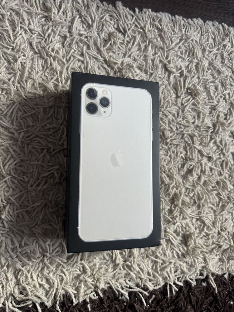 Vand cutie iPhone 11 Pro Max 256GB silver [poze reale