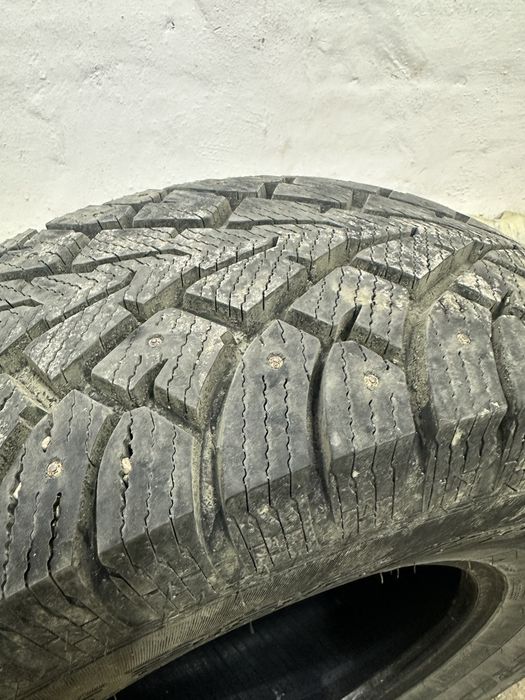 Продам покрышку 285,75,16