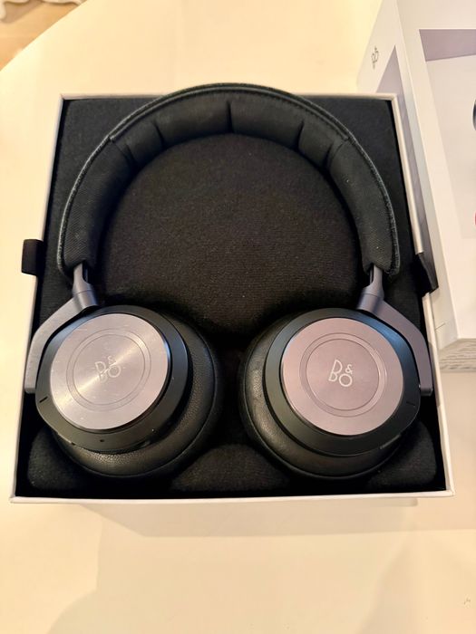 Casti Bang & Olufsen H9
