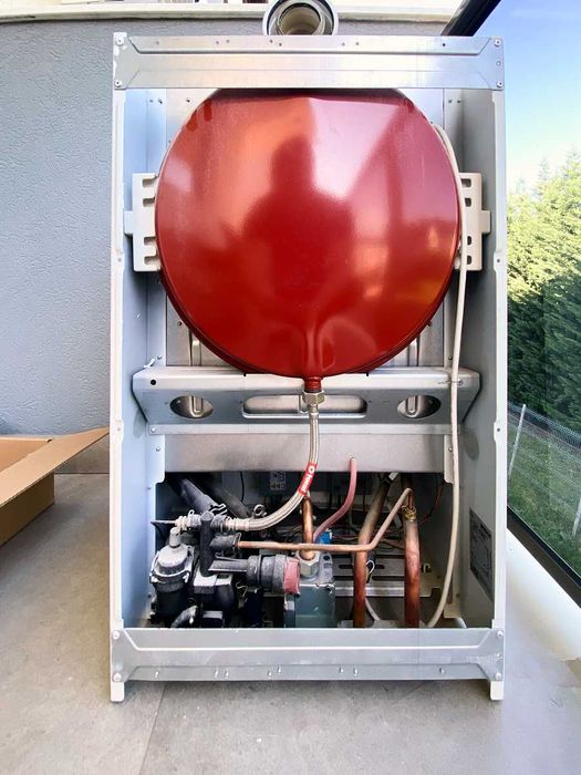 BOSCH Condens 2000 W cu kit – problema la schimbator