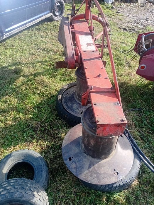 Vând  cositoare  după tractor 1.40