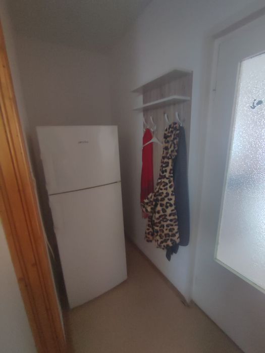 De inchiriat apartament o camera