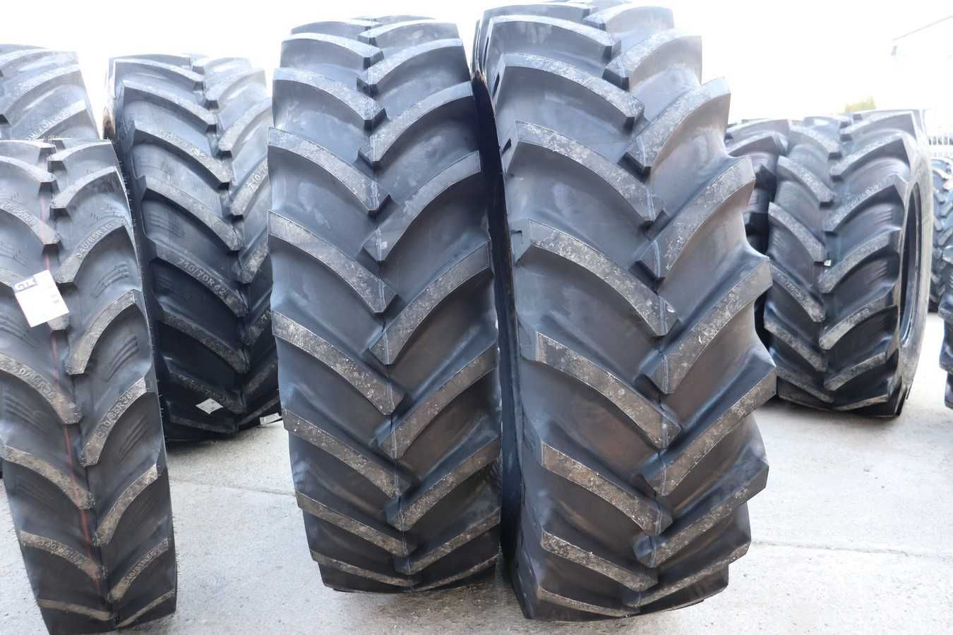 Cauciucuri noi 20.8-38 GTK 16PLY tubeless livrare rapida tractor spate