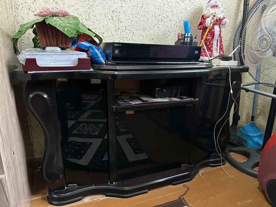 Продам компьютерный столик