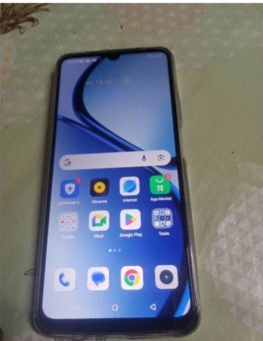 Продам телефон Realme
