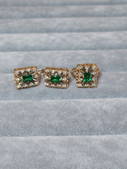 Золотой комплект Книжка с бриллиантом 583СССР