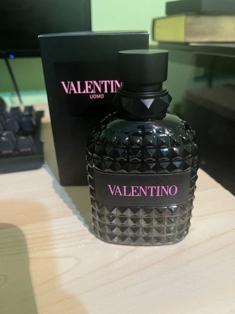 Valentino Uomo Born in Roma