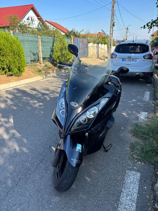 Kymco.   2 0 1 2