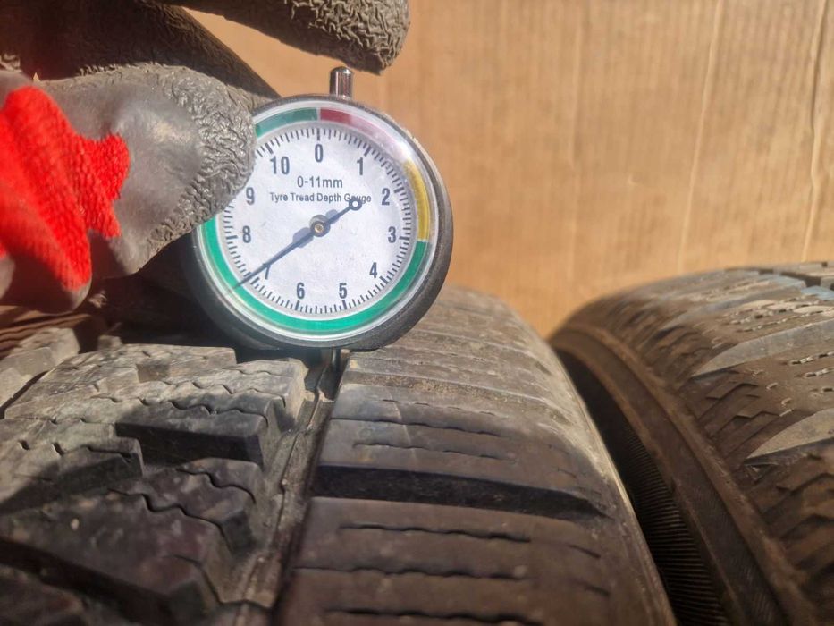 2 KUMHO R18 225/55
Зимни гуми 
DOT4120