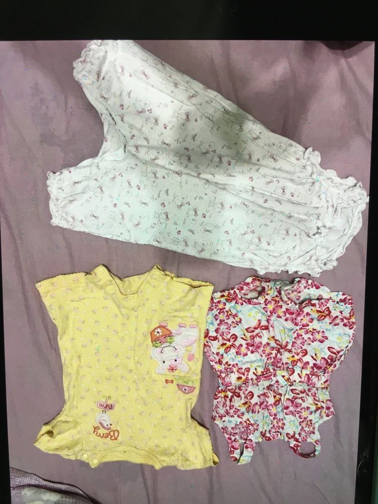 Одежда для девочек 6-18 месяцев Carters