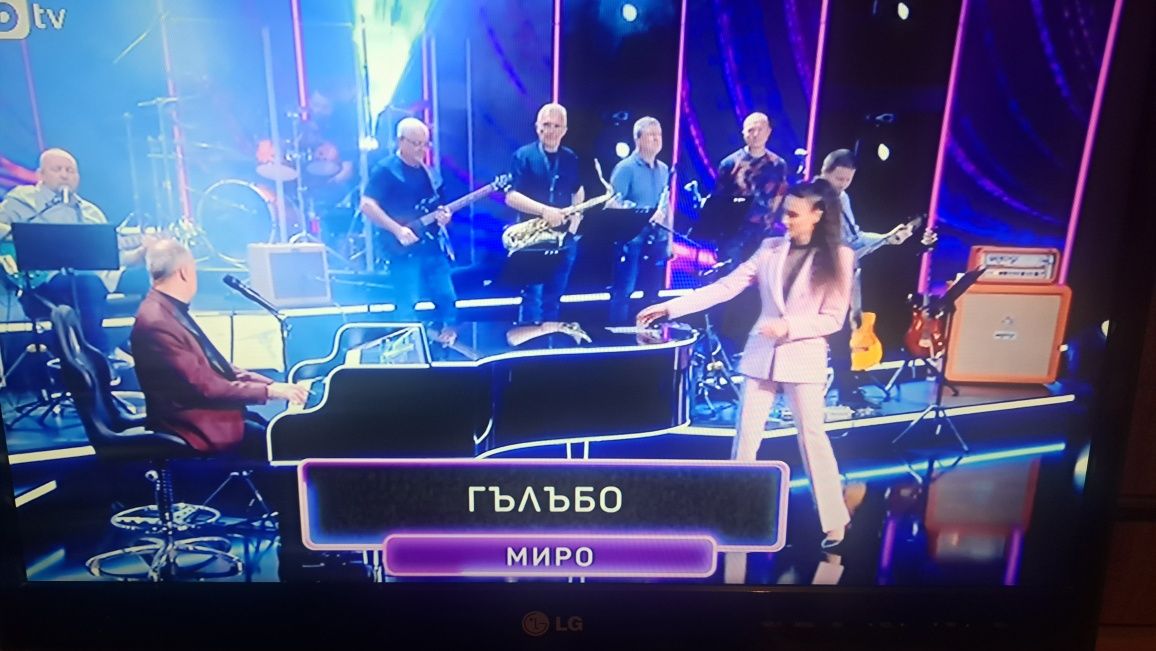 Тв+мониторLG 22"и Нео 22"