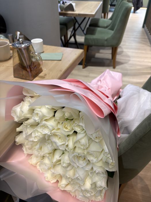 Свежие 51шт 1метровые розы