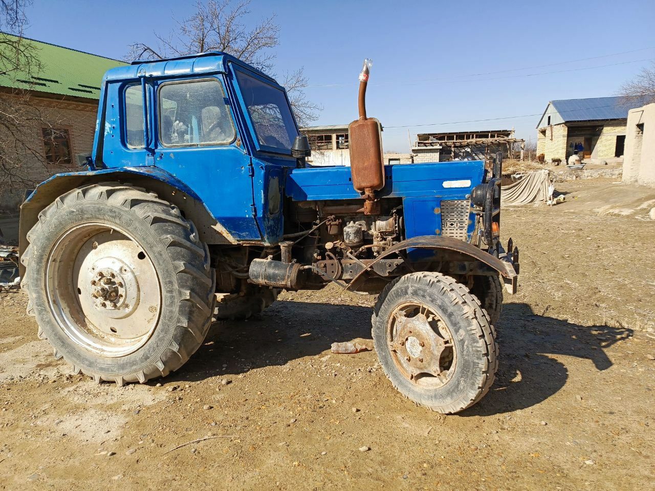 Traktor- MTZ 80.