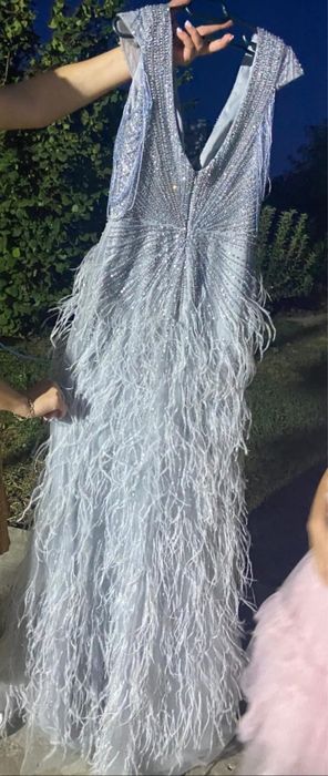 Vand rochie de seara
