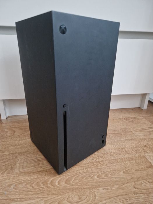 Consola xbox series x DESCRIERE