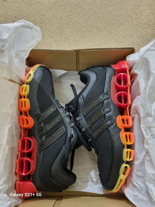 Adidas MEGARIDE multicolor