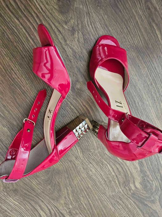 Сандали INGILIZ естествен лак