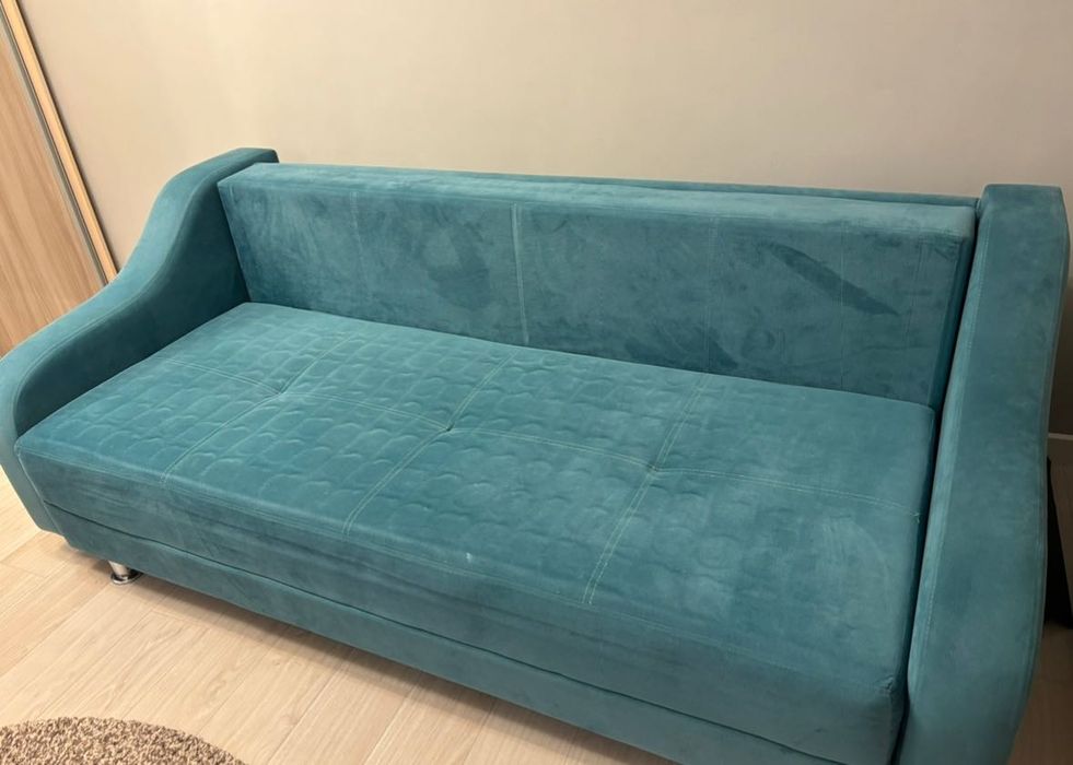 Диван для спальни зал