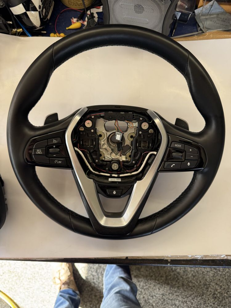 Спортен Волан BMW G11 G30 G31 G32 пера, Подгрев и Вибрация
